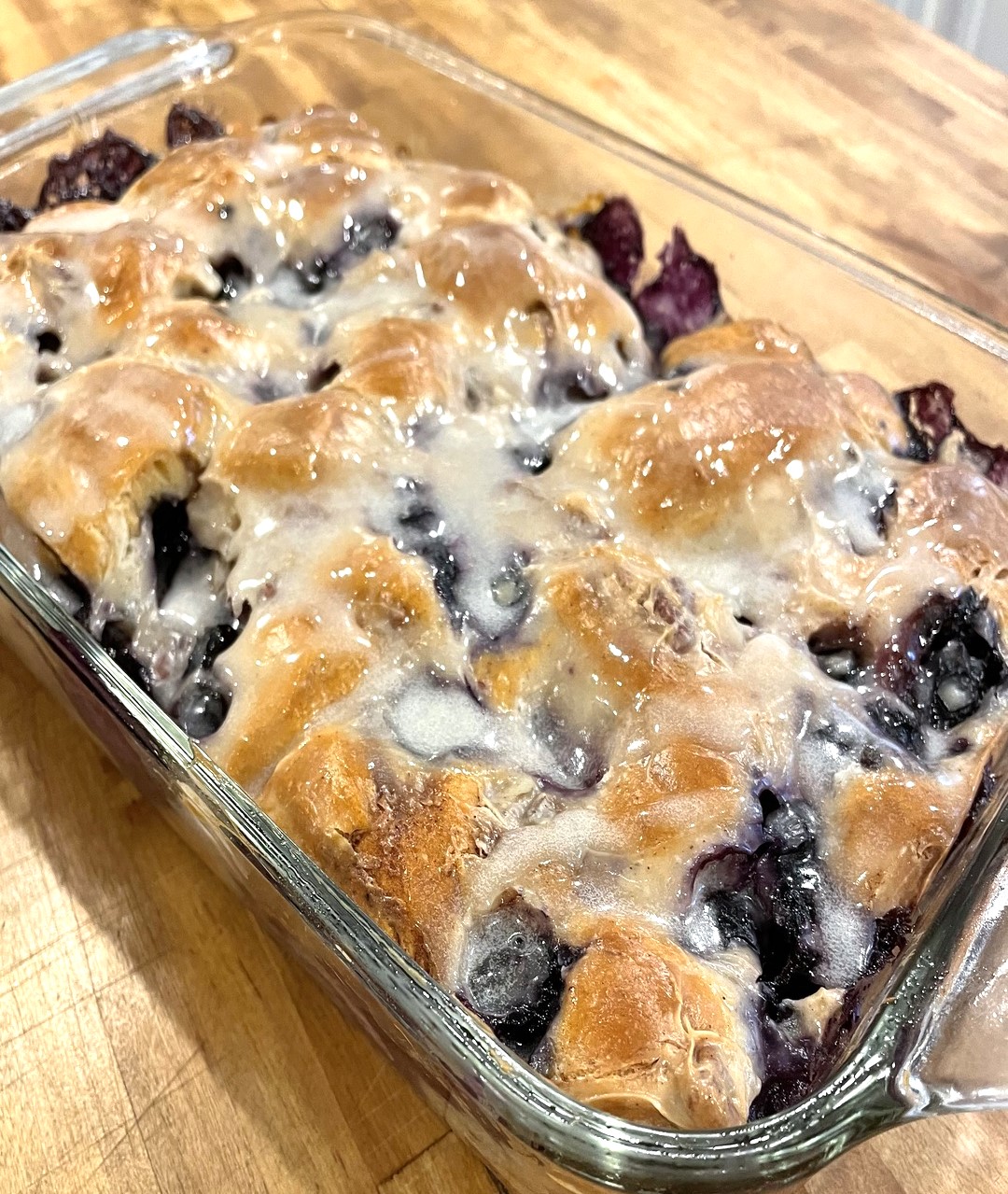 Blueberry Pecan Cinnamon Roll Bake Chopin Entertains 3090