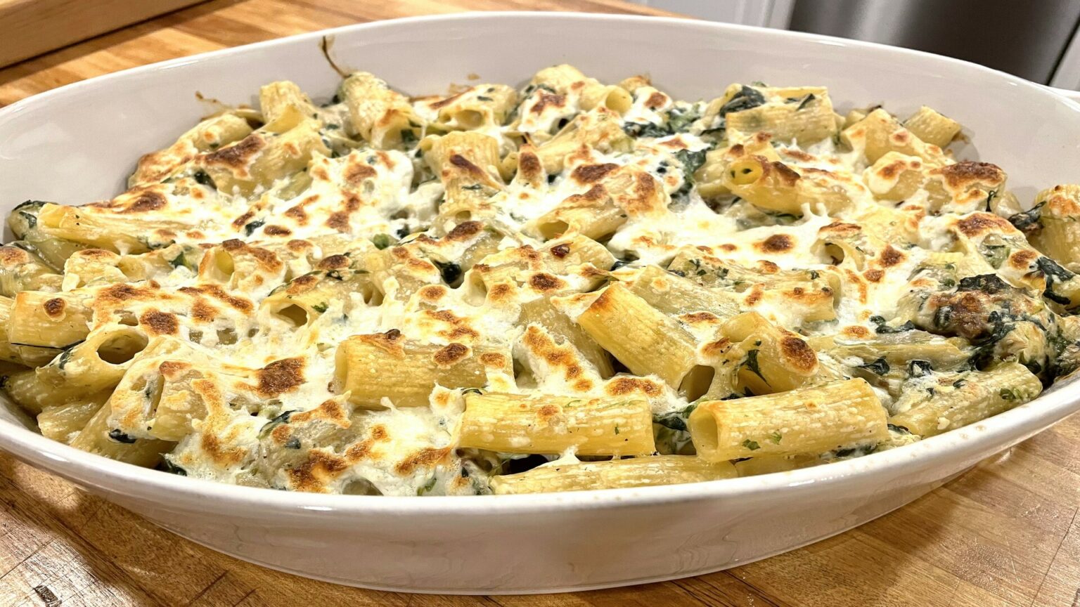 Rigatoni with Spinach, Artichokes and Italian Sausage – Chopin Entertains